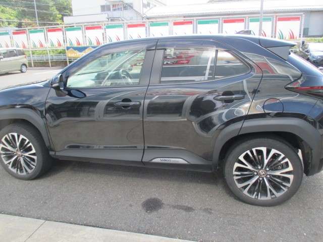 Toyota Yaris Cross 8