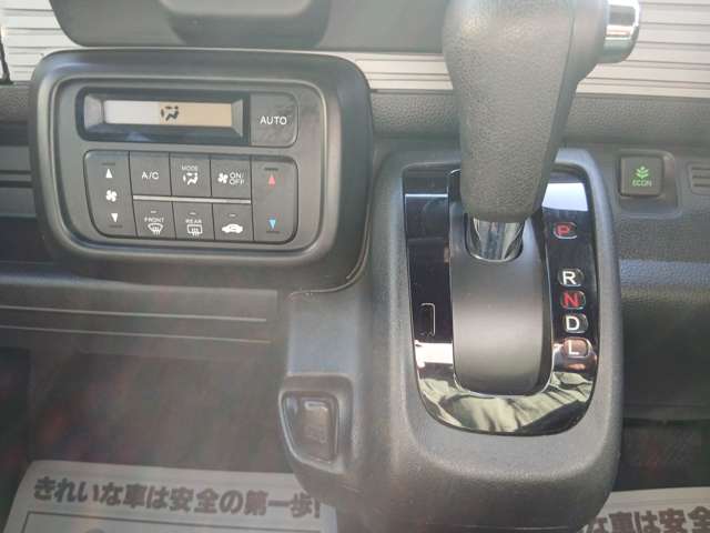 Honda N-VAN 9