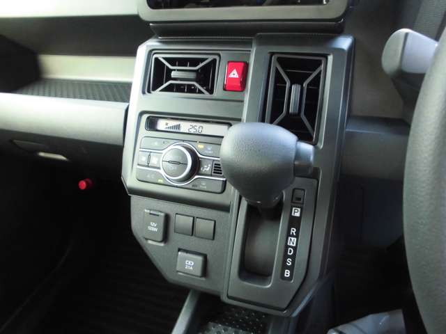 Daihatsu Taft 12