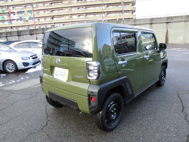 Daihatsu Taft 5