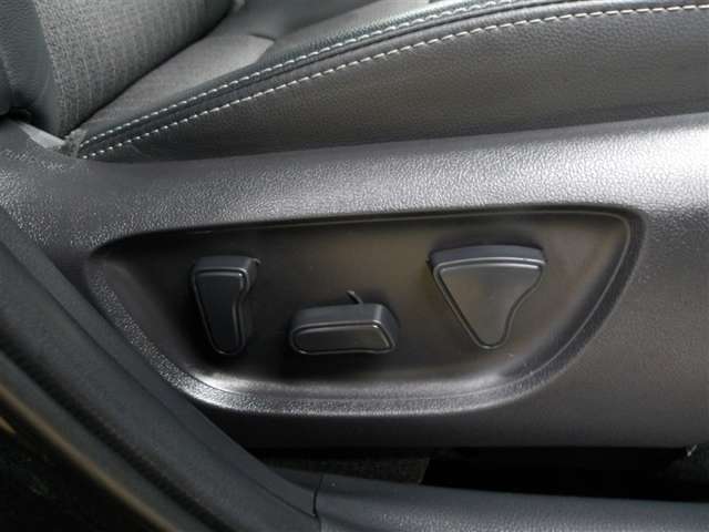 Toyota Yaris Cross 12