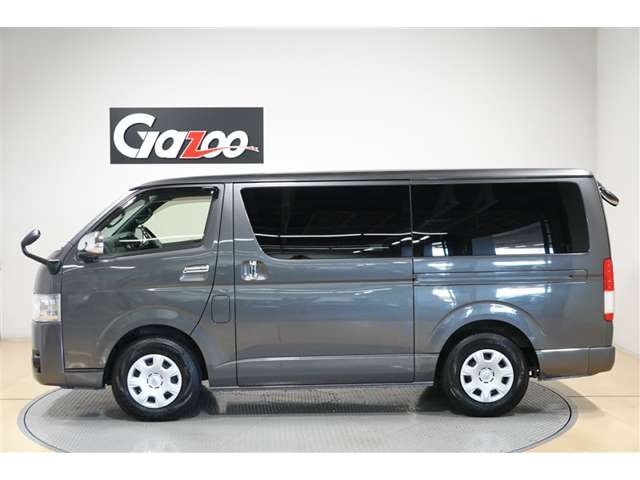 Toyota Regius Ace 3