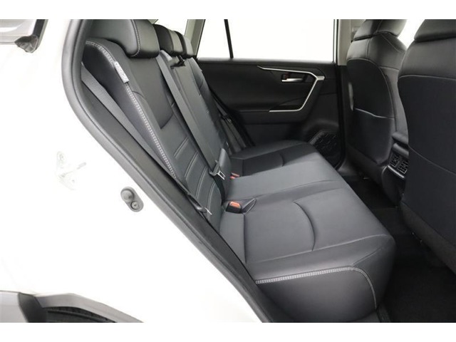 Toyota RAV4 11