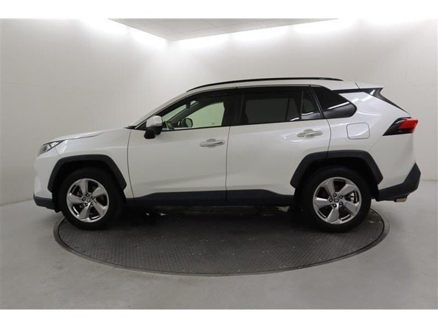 Toyota RAV4 8