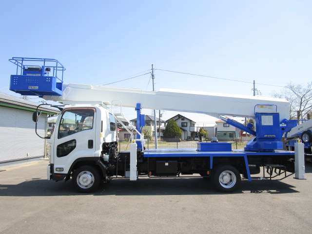 Isuzu Forward 6