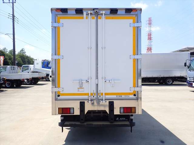Isuzu Elf 5