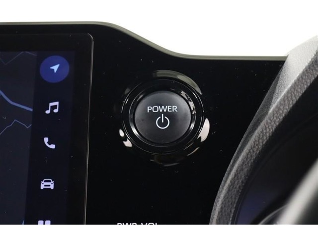 Toyota Voxy 11
