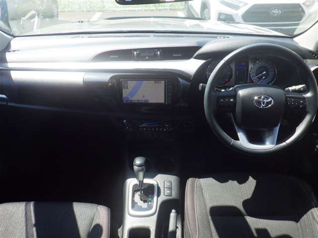 Toyota Hilux 4