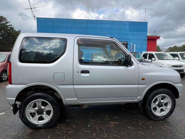 Suzuki Jimny 9