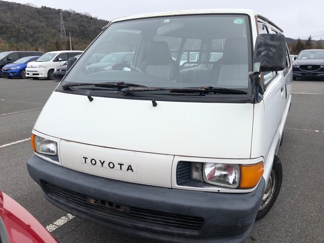 Toyota Town Ace Van 7