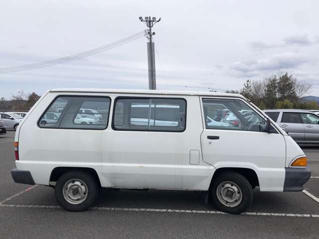 Toyota Town Ace Van 9