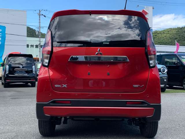 Mitsubishi eK X EV 12