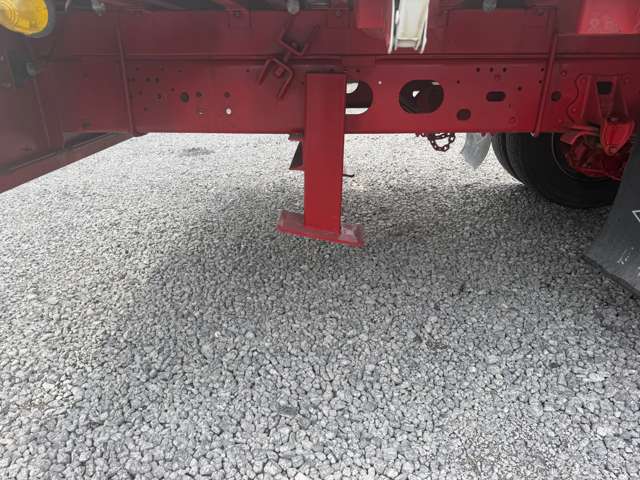 Isuzu Forward 11