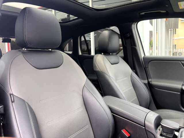 Mercedes-Benz GLA-Class 9