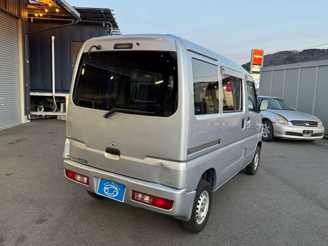 Mitsubishi Minicab MiEV 7