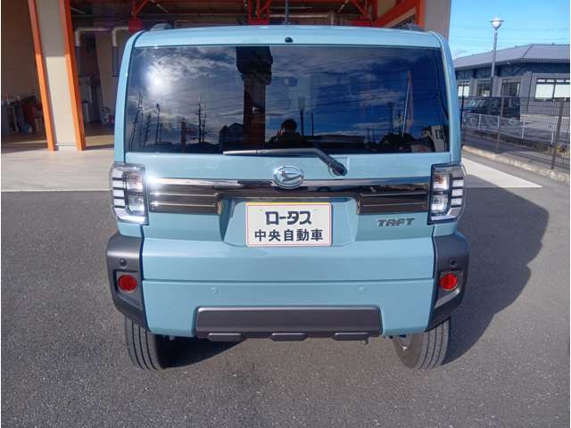 Daihatsu Taft 9