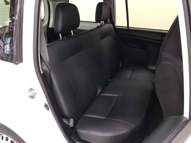 Toyota Probox Van 11