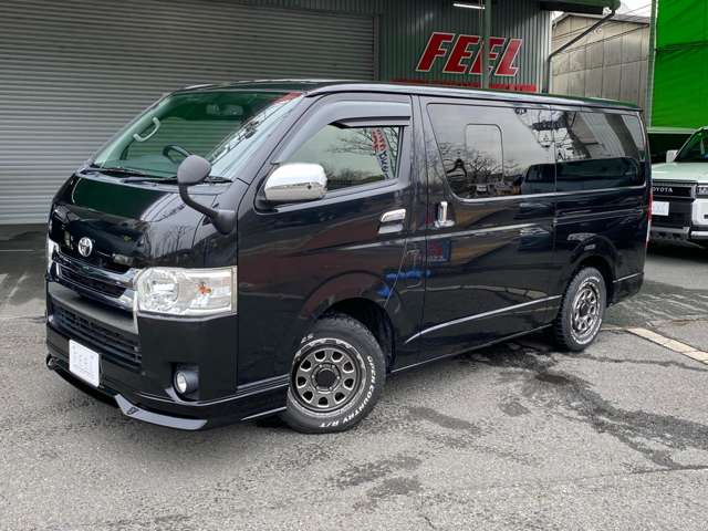 Toyota Hiace Van 2