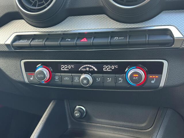 Audi Q2 12