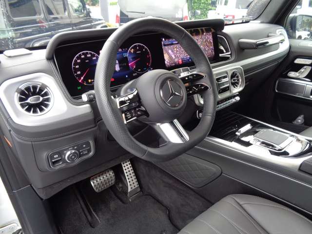 Mercedes-Benz G-Class 7