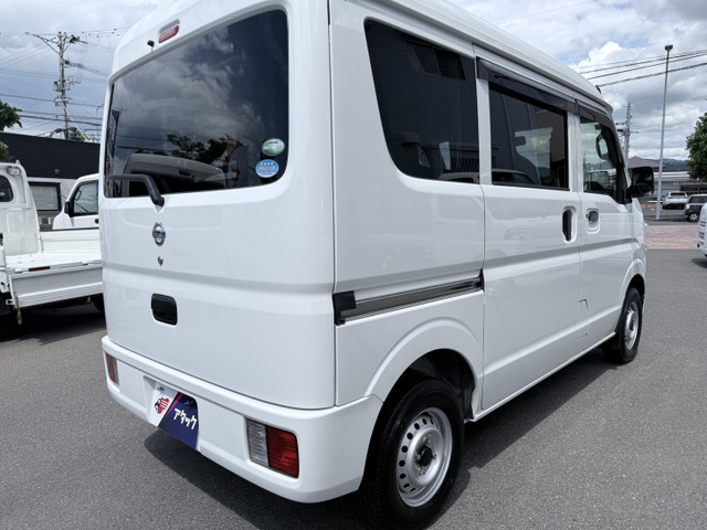 Nissan NV100 Clipper 12