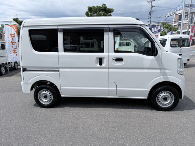 Nissan NV100 Clipper 7