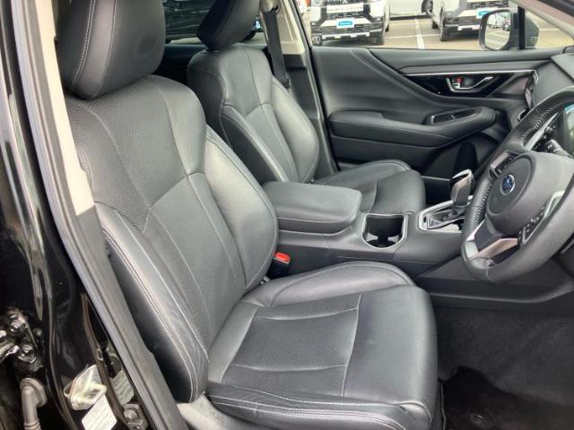 Subaru Legacy Outback 2