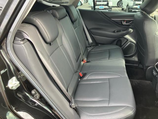 Subaru Legacy Outback 7