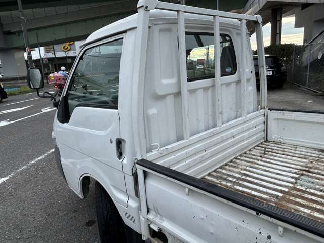 Mazda Bongo Truck 9
