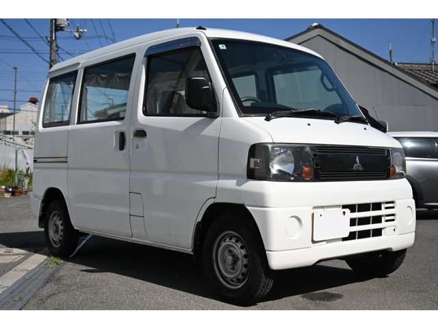 Mitsubishi Minicab Van 7