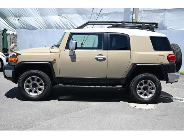 Toyota FJ Cruiser 11