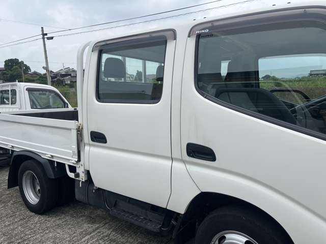 Hino Dutro 4