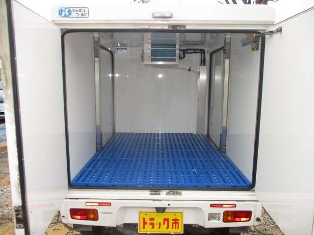 Daihatsu Hijet Truck 4