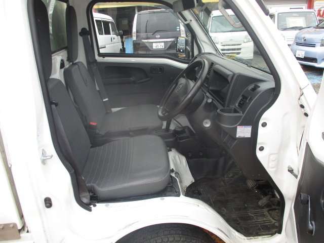Daihatsu Hijet Truck 8