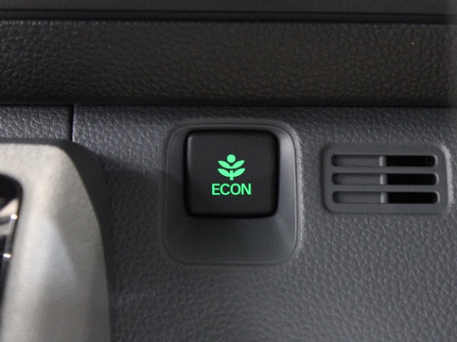 Honda N-VAN 12
