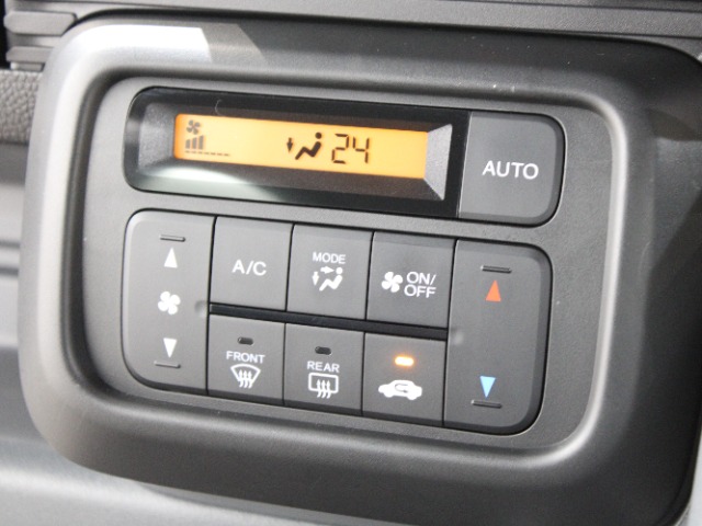 Honda N-VAN 9