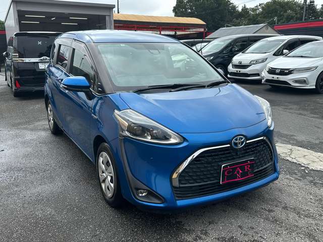 Toyota Sienta 10