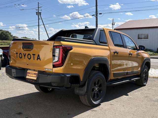 Toyota Hilux 12