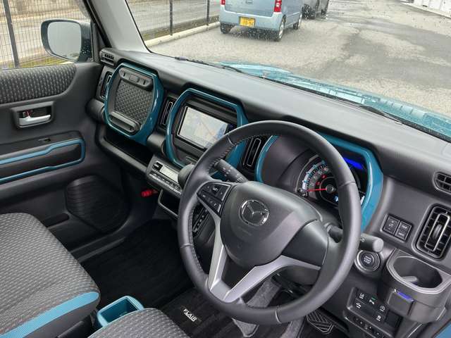 Mazda Flair Crossover 3