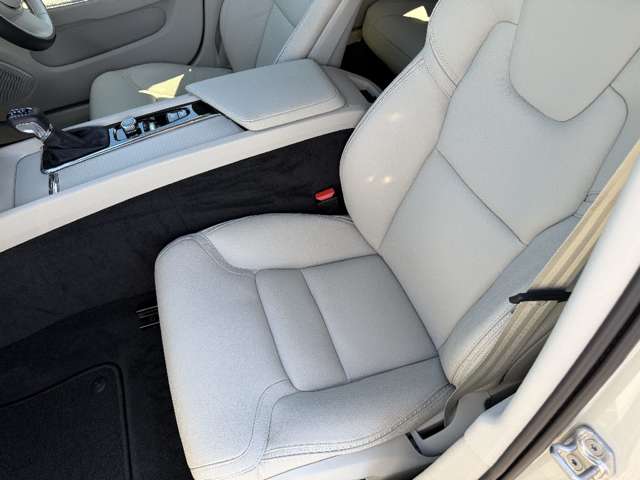 Volvo V60 Cross Country 8