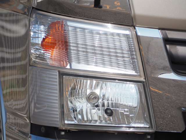 Mitsubishi Fuso Canter 8