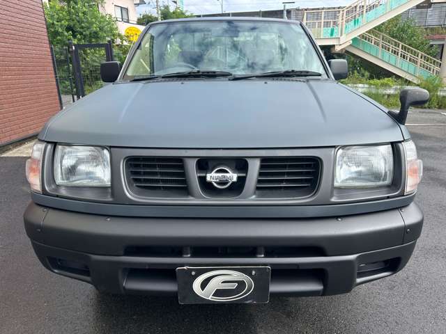 Nissan Datsun 2