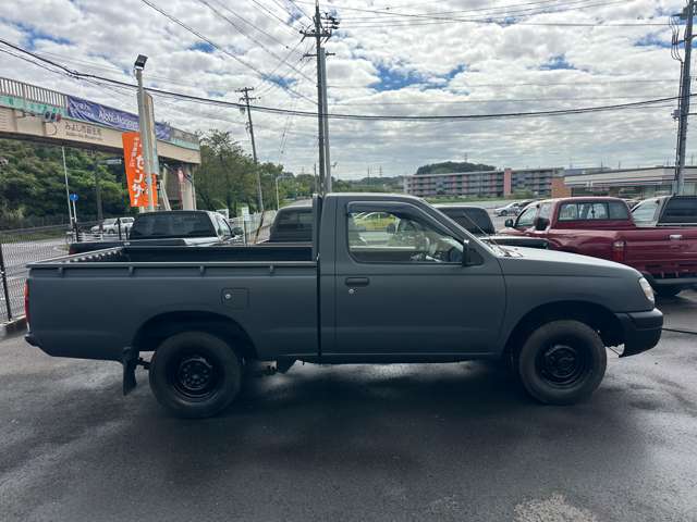 Nissan Datsun 5