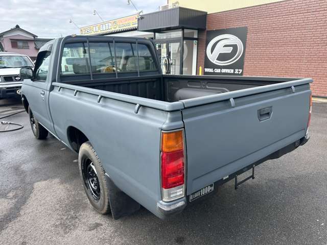 Nissan Datsun 7