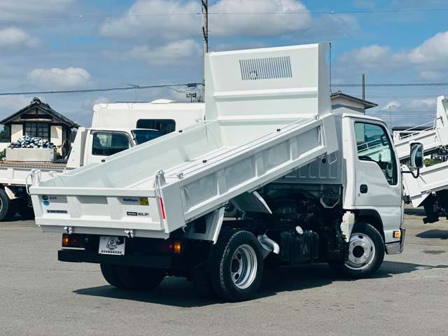 Isuzu Elf 9