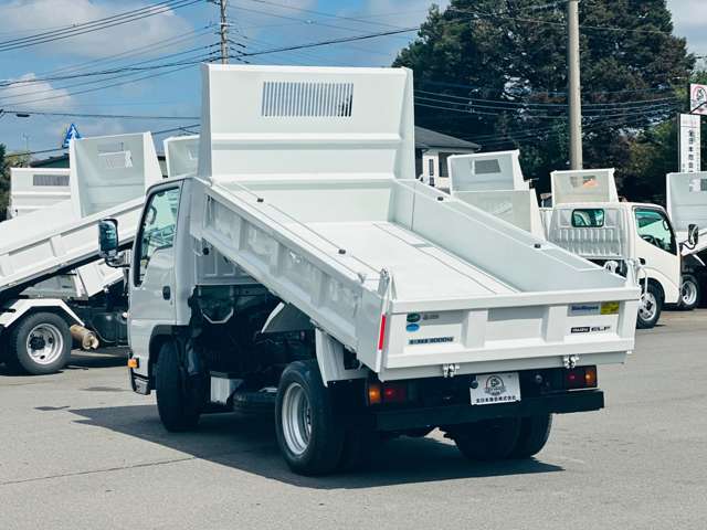 Isuzu Elf 10