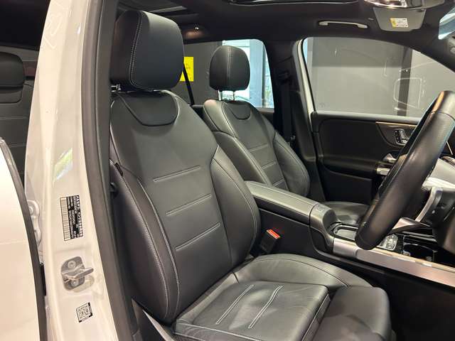 Mercedes-Benz GLB 6