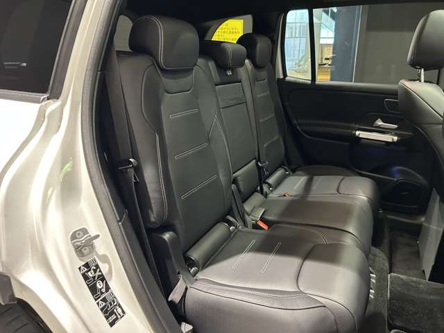 Mercedes-Benz GLB 7