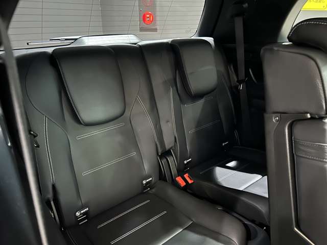 Mercedes-Benz GLB 8