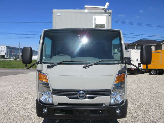 Nissan Atlas 9